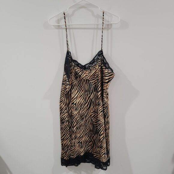 Womens Slip Dress Size 2X Tiger Lace Trim Coquette Chemise - Picture 3 of 6